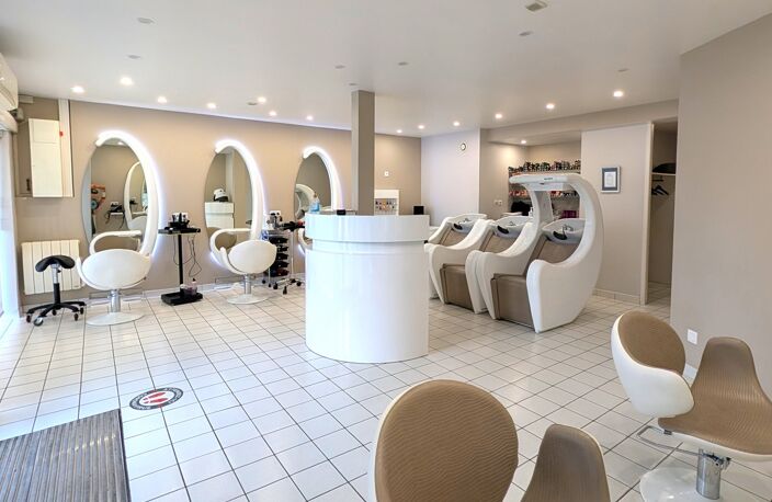 Vente Esthétique, Coiffure 93 m&sup2; — photo 4