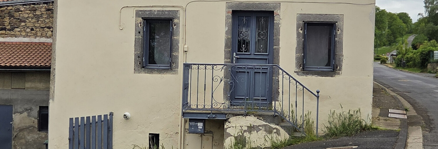 Maison 4 Pièces 110 m² à louer à Saint-Genès-Champanelle (63122)