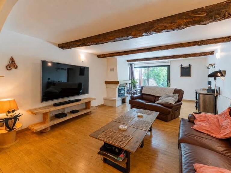 Villa de 6 pièces principales — photo 1