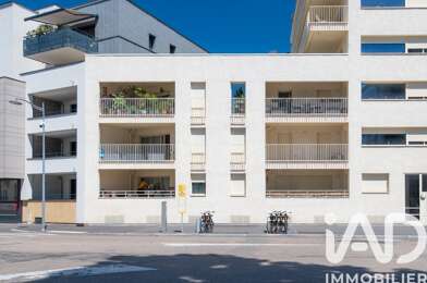 Appartement 3 pièces 285000 €