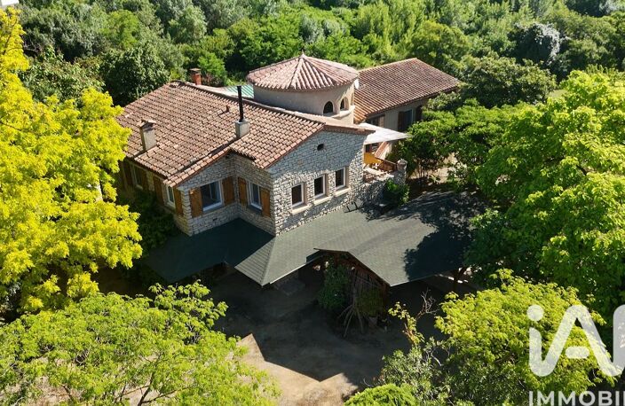 Vente Maison/villa 9 pièces — photo 3