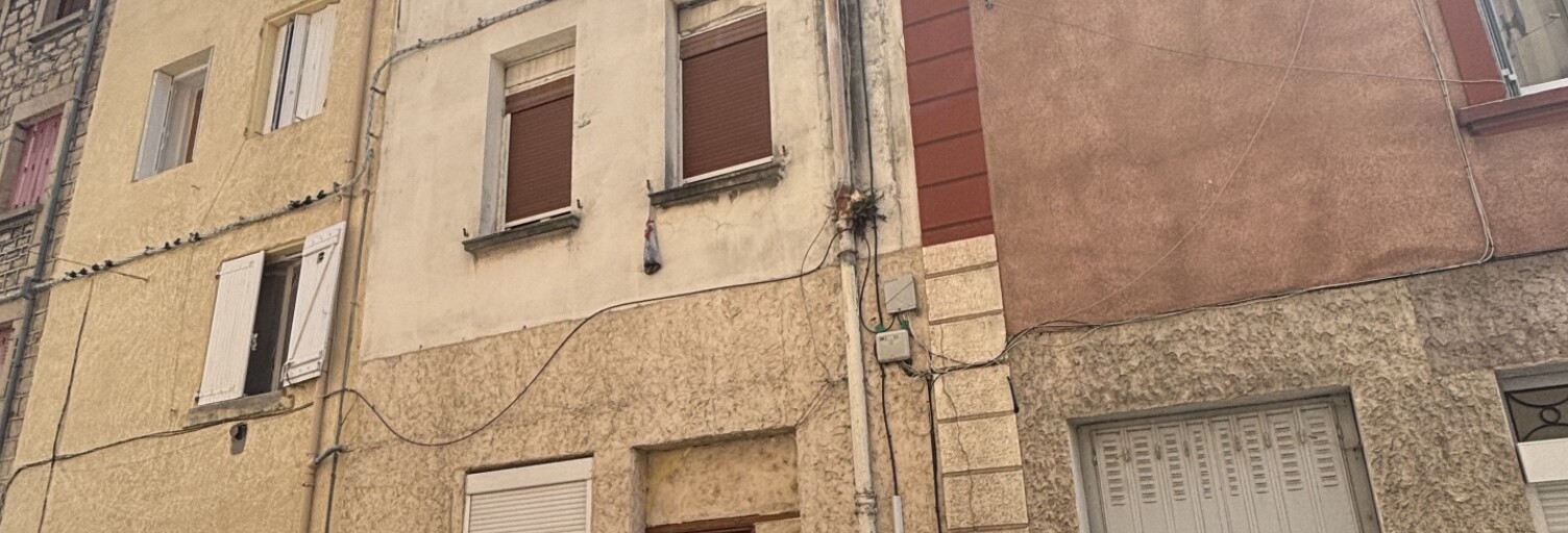 Immeuble  181 m² à vendre à Rive-de-Gier (42800)