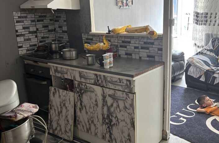 Vente Immeuble 181 m&sup2; — photo 3