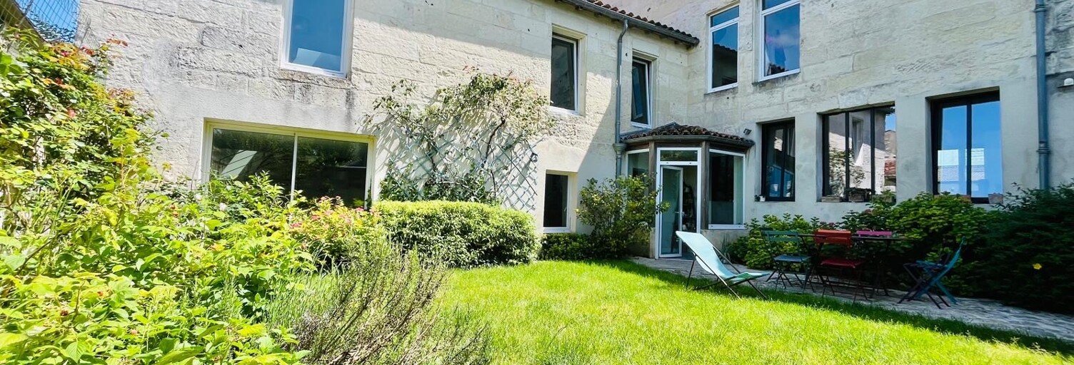 Maison 9 Pièces 297 m² à vendre à Saintes (17100)