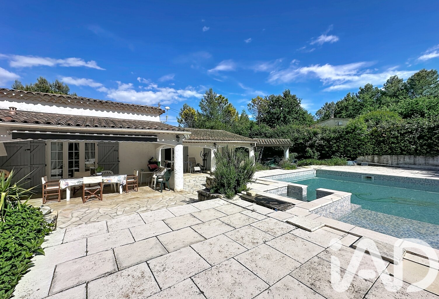 Vente Maison/villa 10 pièces — photo 1