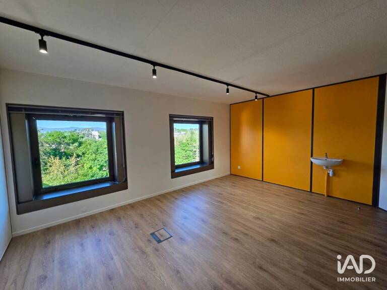 Location Local d'activités 22 m&sup2; — photo 1