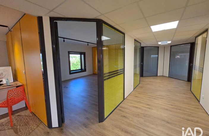 Location Local d'activités 22 m&sup2; — photo 2