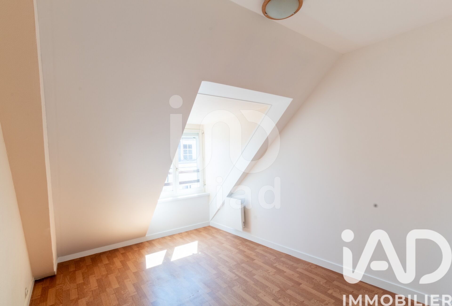 Location Appartement 2 pièces - Photo 2