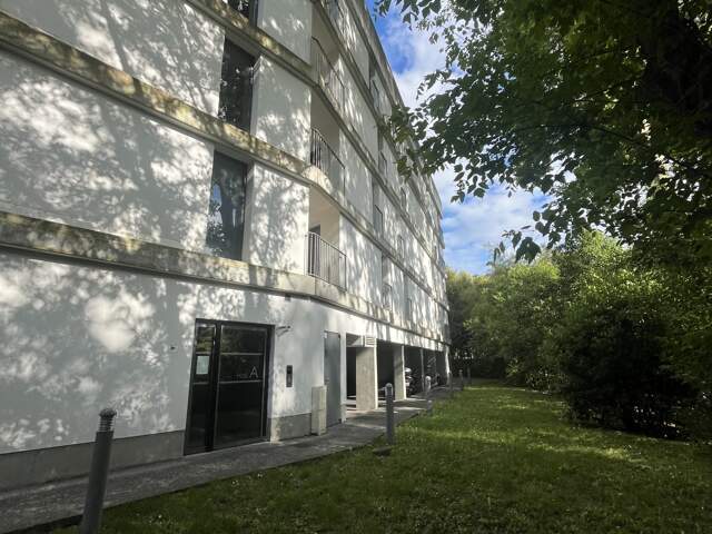 Vente Appartement 4 pièces — photo du bien