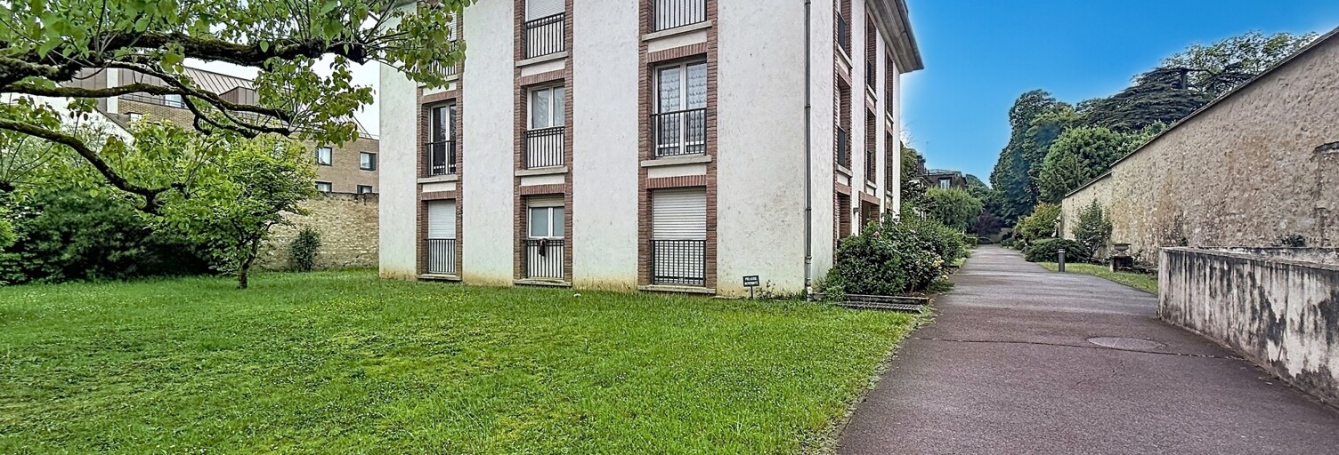 Appartement 1 Pièce 24 m² à vendre à Fontainebleau (77300)