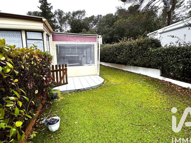 Vente Terrain 200 m&sup2; — photo du bien
