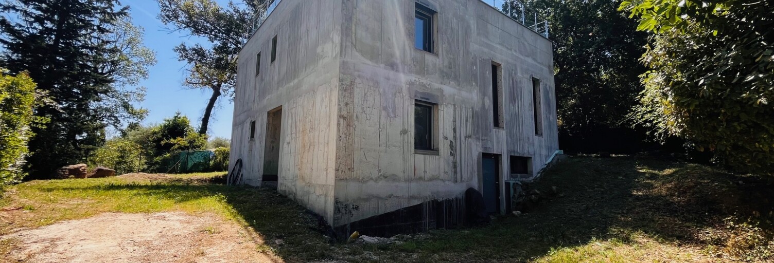 Maison 5 Pièces 180 m² à vendre à Valbonne (06560)