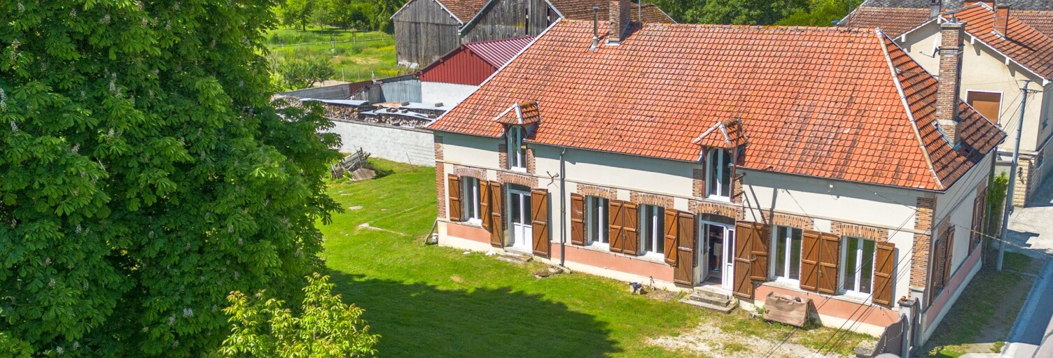 Maison 5 Pièces 190 m² à vendre à Salon (10700)