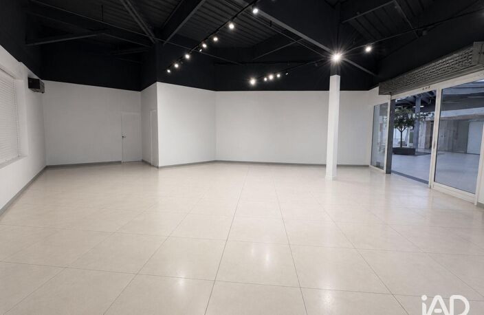 Location Boutique/Local commercial 100 m&sup2; — photo 2