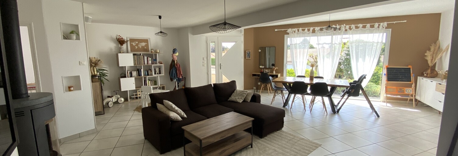 Maison 5 Pièces 121 m² à vendre à Les Herbiers (85500)