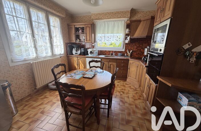 Vente Maison traditionnelle 7 pièces — photo 3