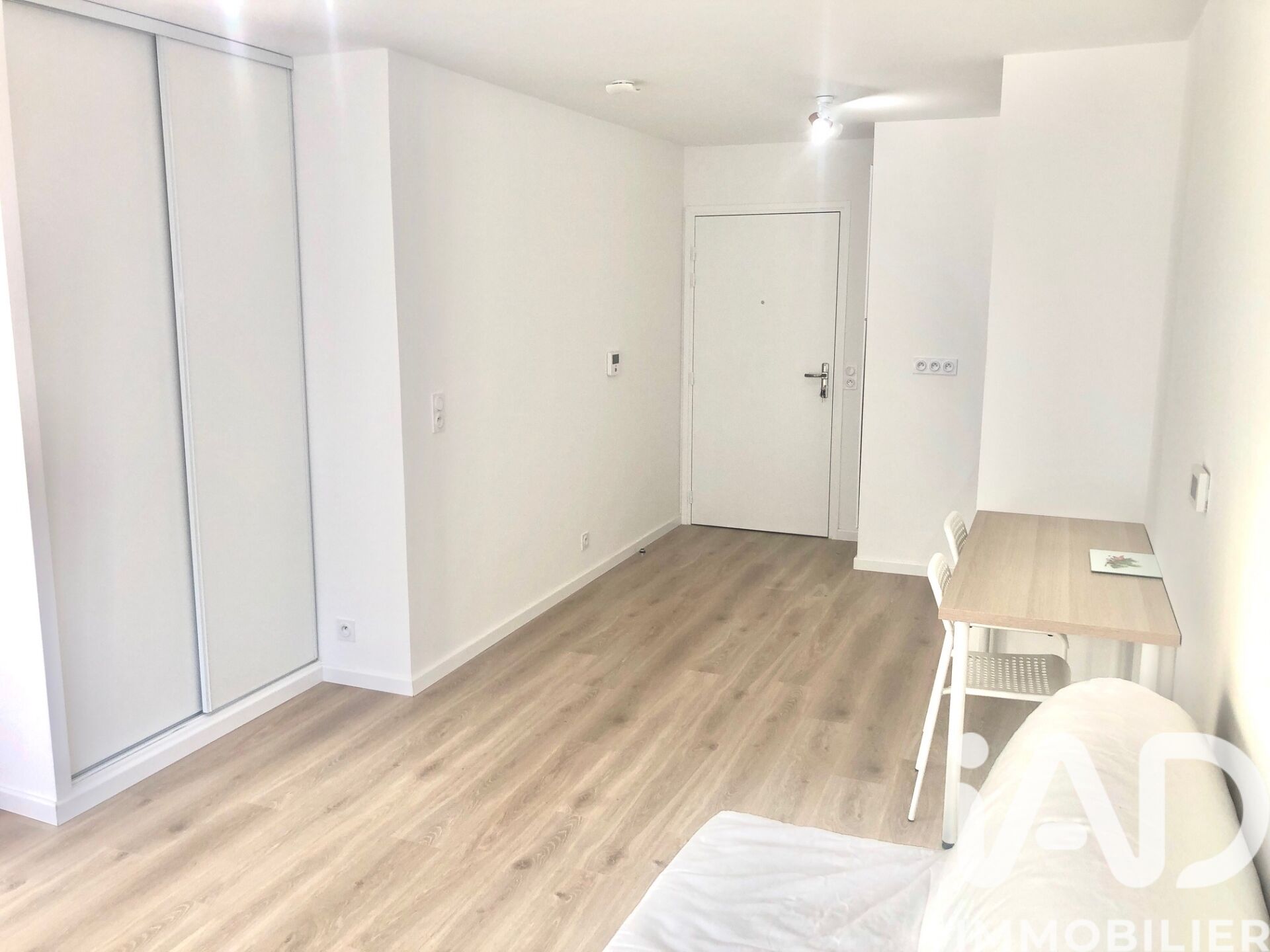 Appartement à louer, 1 pièces, 27 m², Guyancourt
