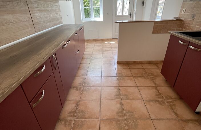 Vente Maison/villa 4 pièces — photo 2