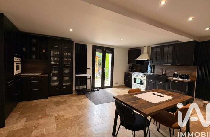 Vente Maison/villa 7 pièces — photo 3