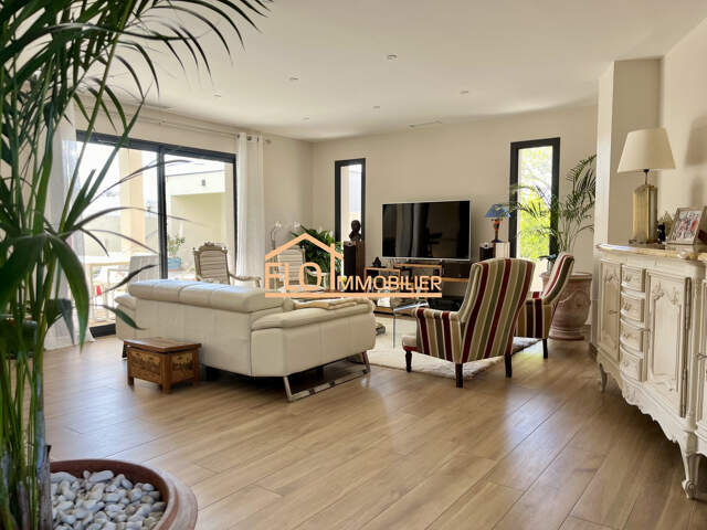 Maison à vendre Florensac — photo du bien