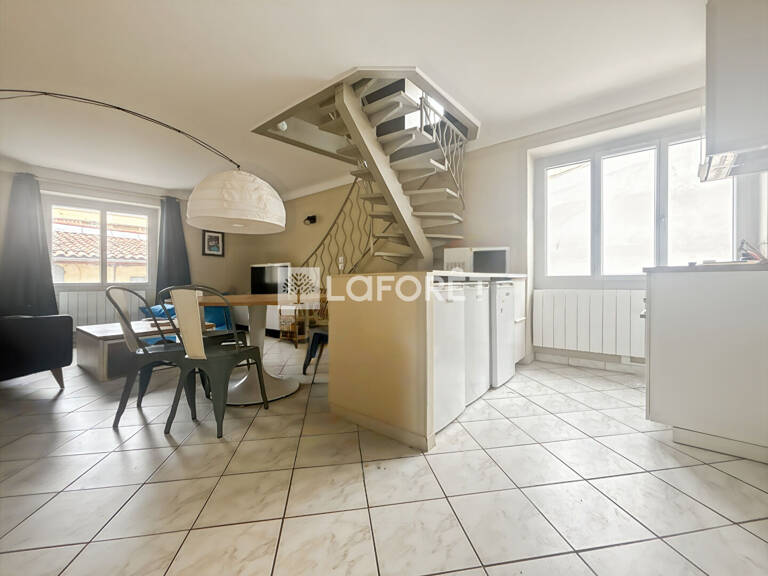 Immeuble de rapport rénové et entièrement loué  Hyper-centre de Valence — photo 1