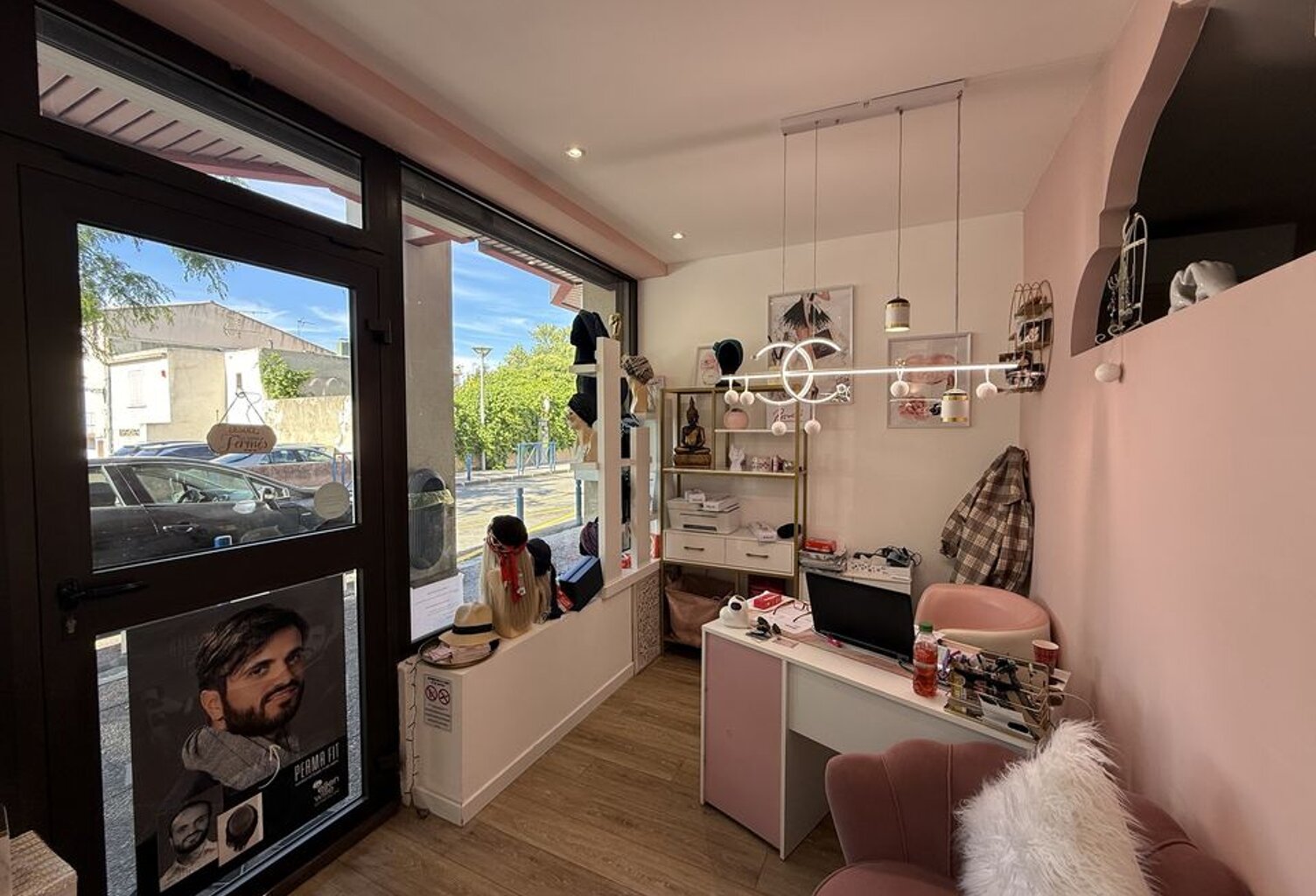 Martigues : local commercial — photo 1