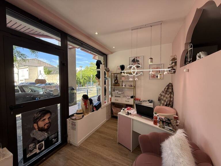 Martigues : local commercial — photo 1
