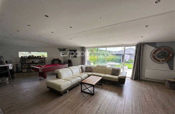 Maison individuelle vivable de plain pied - Jacuzzi - 157.82 m² - 3 chambres - Terrain de 1000m² - Sous sol - MALAUNAY — photo 2