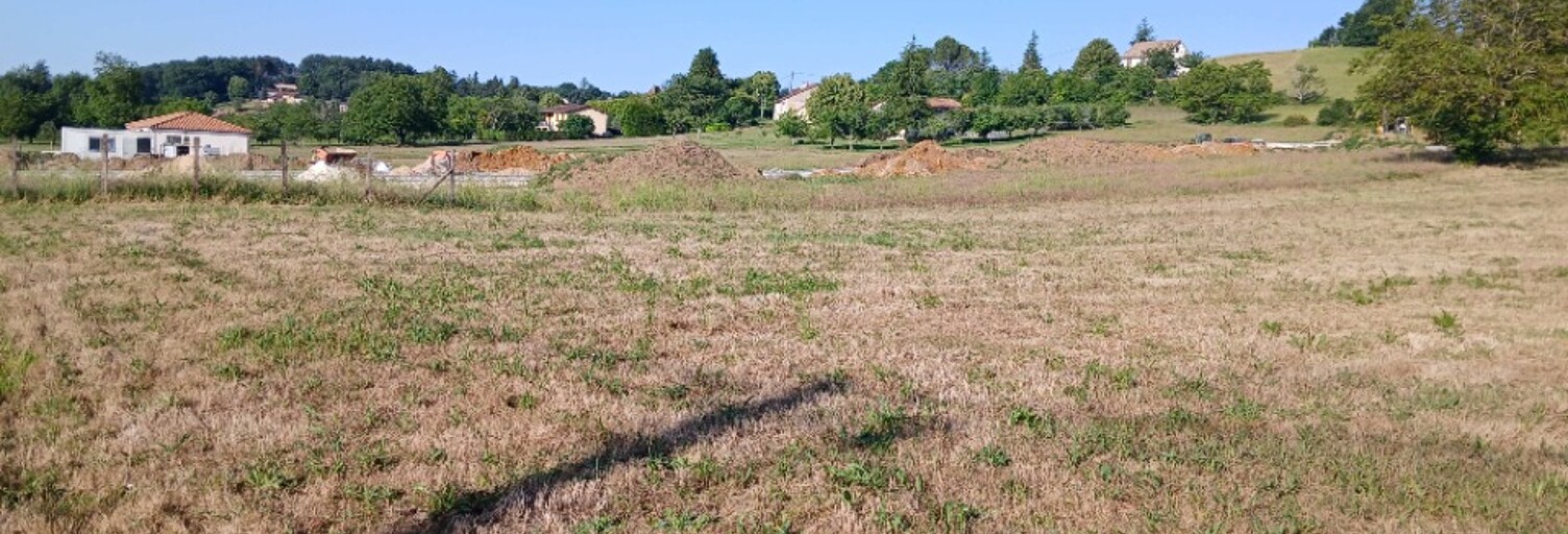 Terrain  819 m² à vendre à Saint-Germain-du-Salembre (24190)