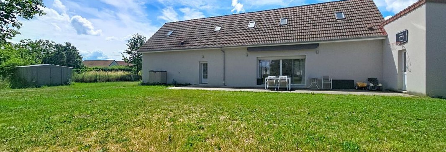 Maison 4 Pièces 138 m² à vendre à Charmeil (03110)