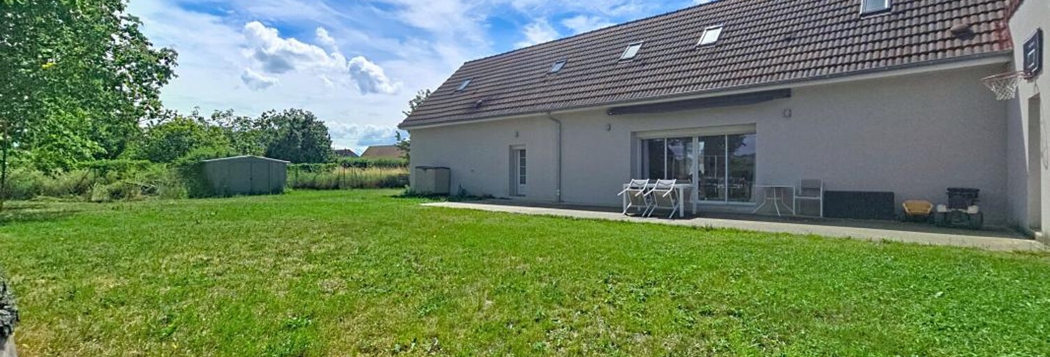 Maison 4 Pièces 138 m² à vendre à Charmeil (03110)