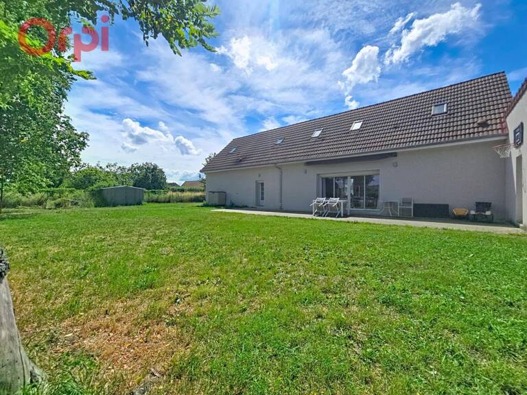 Maison rénovée à Charmeil - Double Garage — photo 1