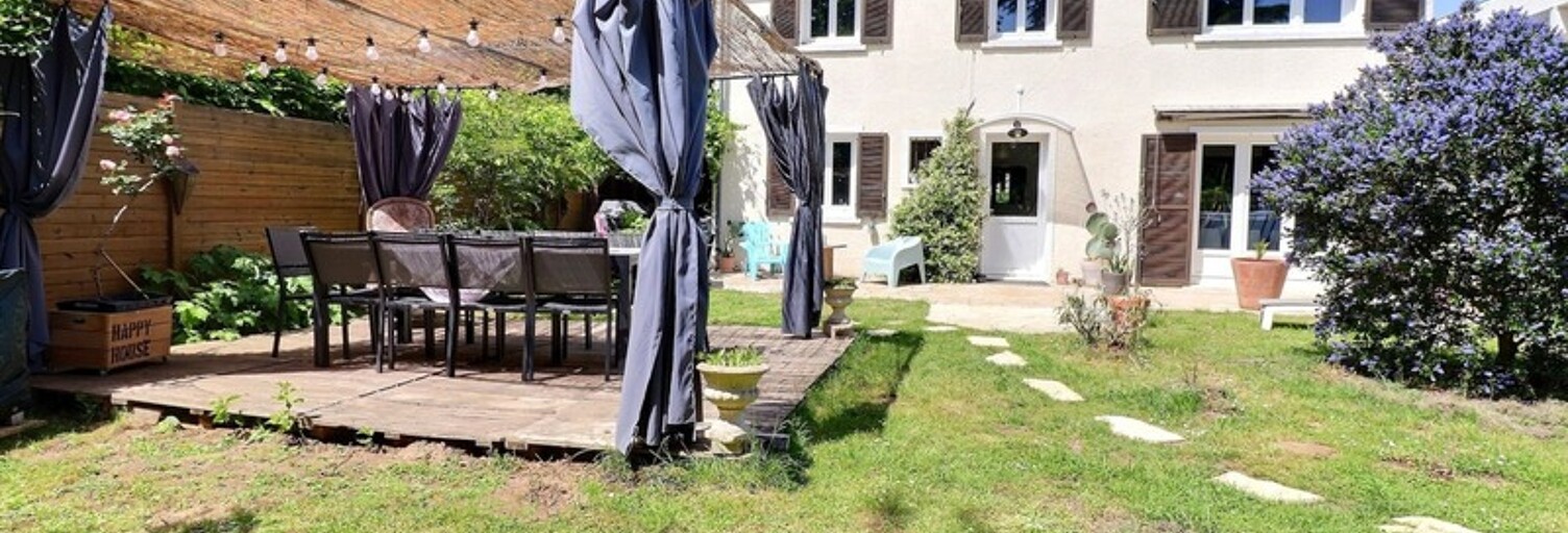 Maison 7 Pièces 157 m² à vendre à Maule (78580)