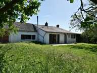 MAISON EN PIERRE AVEC JARDIN ET DÉPENDANCES — photo 3