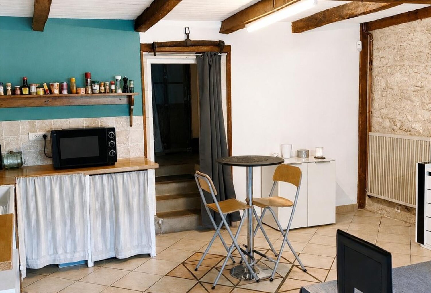 Maison familiale aux beaux volumes – Sans vis-à-vis – Grand garage – Aux portes de Jonzac — photo 1