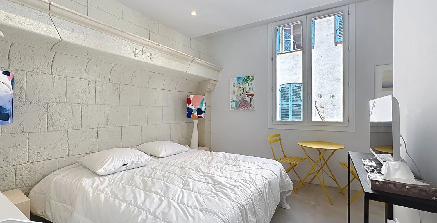 Cannes Immeuble 4 Studios Rénovés — photo 1