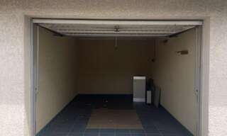 Garage  15 m² à louer à Saint-Priest (69800)