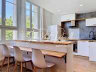 SAINT-RAPHAËL, Appartement Duplex 3 pièces 59 m² total,  meublé et climatisé, parking privatif - DPE C — photo 2