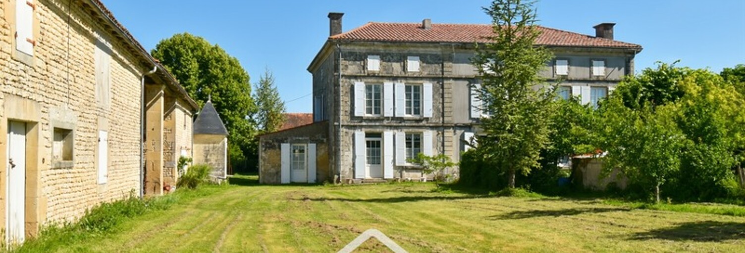 Maison 14 Pièces 217 m² à vendre à Paillé (17470)