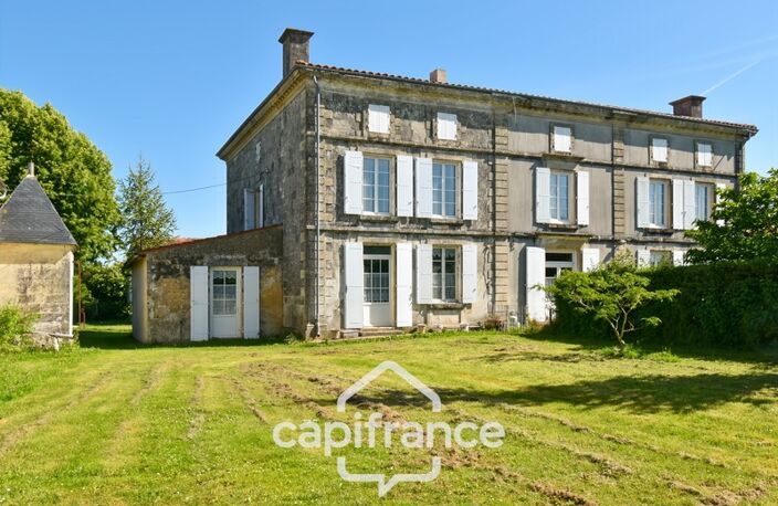 Propriété à vendre 14 pièces PAILLE (17) sur 4800m² de terrain avec nombreuses dépendances — photo 2
