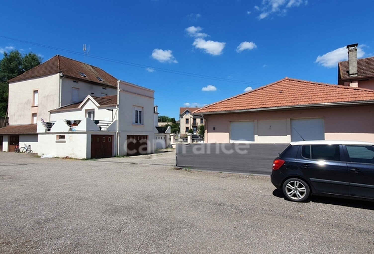 Dpt Haute-Saône (70), à vendre proche de LUXEUIL LES BAINS immeuble — photo 1