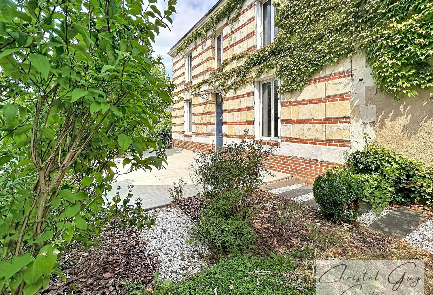 PONCE SUR LE LOIR (72340) Maison de caractère à vendre, 4 chambres, garage, terrain 335m² — photo 1