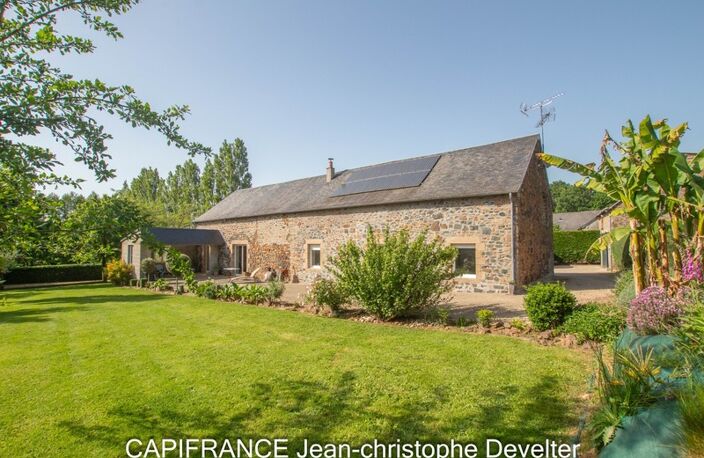 Maison à vendre proche de GORRON (53) maison en pierre de plain pied 4 chambres sur terrain de 6 300 m2 — photo 2