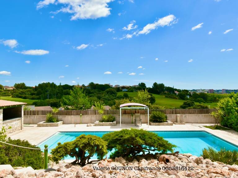 Villa méditerranéenne à vendre 5 pièces-JUVIGNAC (34)-197 m²utiles–3,4 chambres-sous-sol 182m2-garage double-Piscine — photo 1
