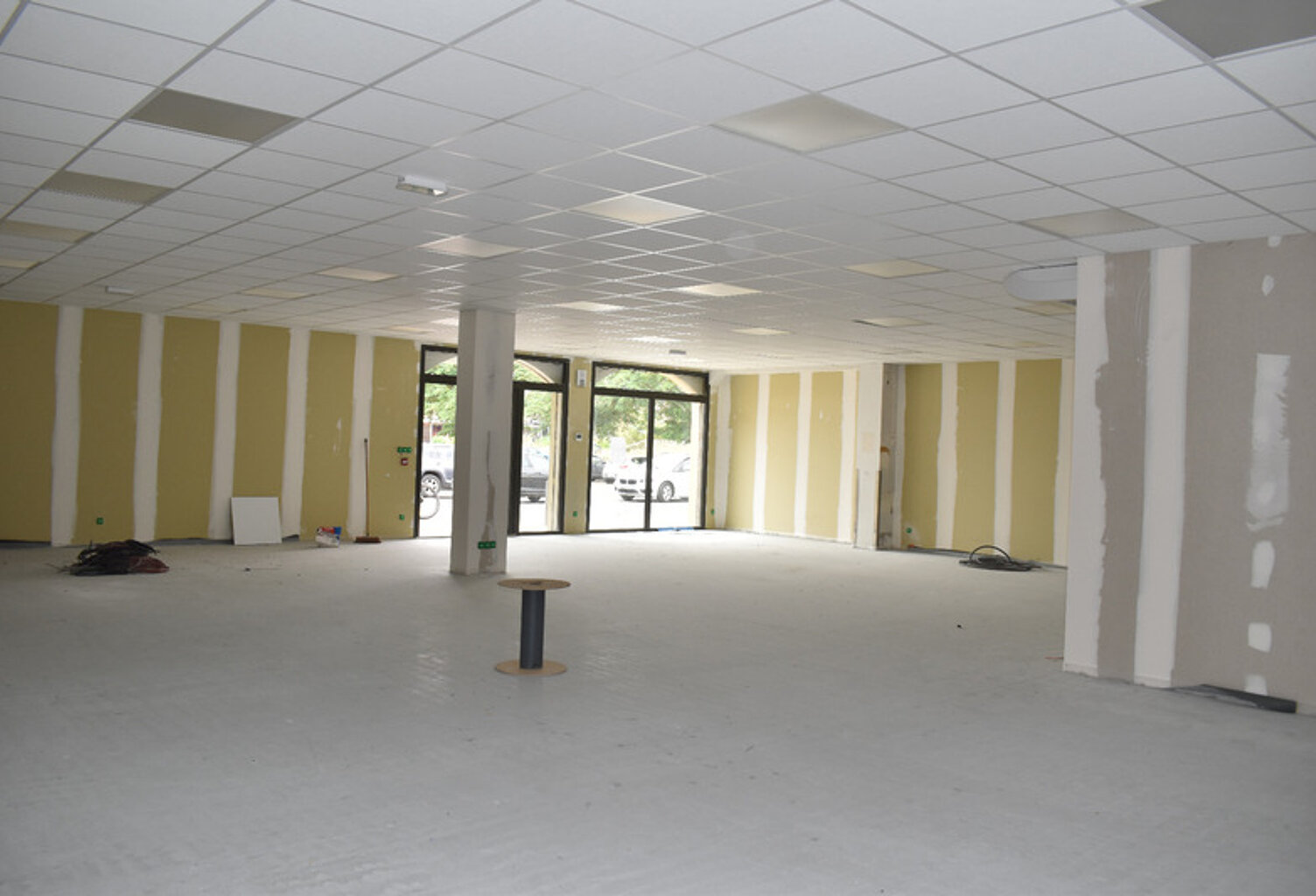 A vendre AIRVAULT Local commercial — photo 1