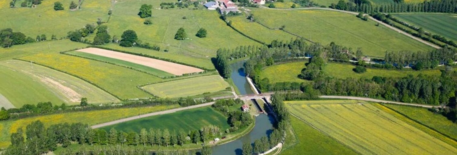 Terrain  334 m² à vendre à Arceau (21310)