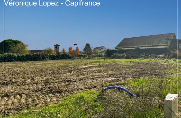 Brax, à proximité d'Agen, beau terrain plat et viabilisé de 769 m² — photo 2