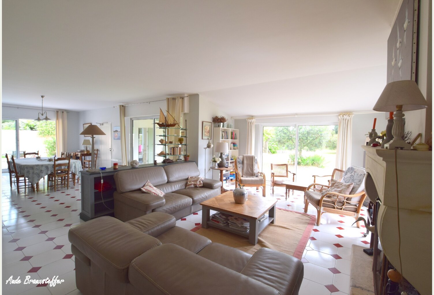 Maison à vendre 9 pièces LES PORTES EN RE (17), 7 chambres, à 2' des plus belles plages — photo 1