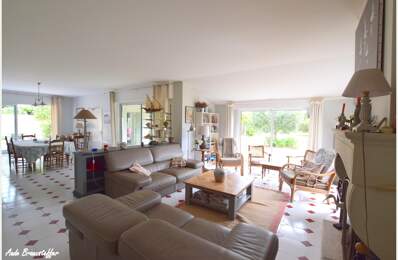 Maison à vendre 9 pièces LES PORTES EN RE (17), 7 chambres, à 2' des plus belles plages — photo du bien