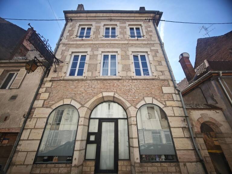Maison de ville à fort potentiel – 256 m² – Idéal projet mixte habitation + local professionnel – Auxonne — photo 1